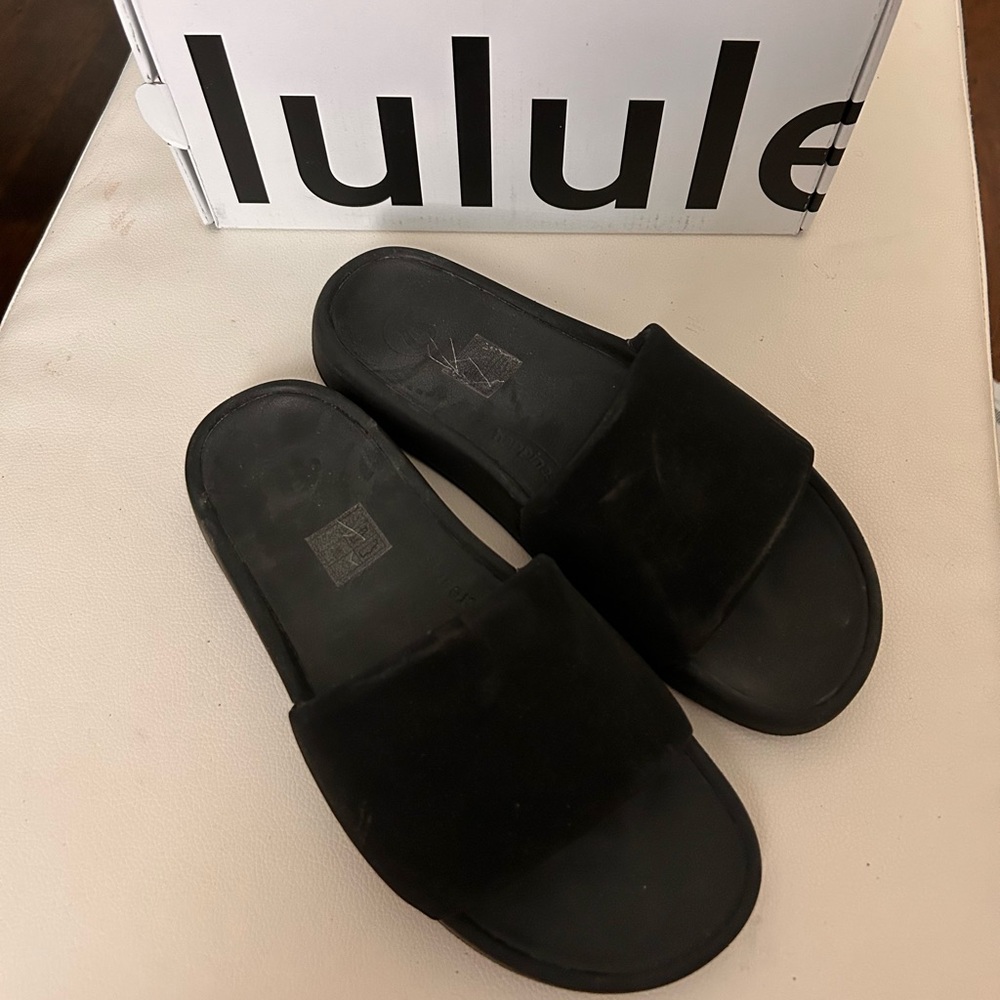 lululemon athletica Black Sandals